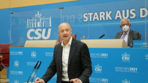 Foto: CSU-Landtagsfraktion - Dr. Roland Busch, Siemens AG, bei seiner Rede