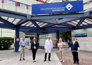 Unser Bild zeigt v.l.n.r.: Jörg Roehring, Dr. Beate Merk, Prof. Dr. Dr. Frühwald, Carolina Trautner und Susanne Arnold. Foto: CSU-Fraktion