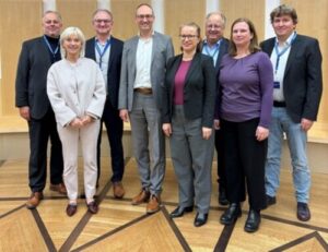 Mit Expertinnen und Experten hat sich AK GPP zum Thema Hilfsmittelrecyclings ausgetauscht.